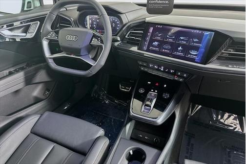 2025 Audi Q4 e-tron Sportback Premium 55 quattro