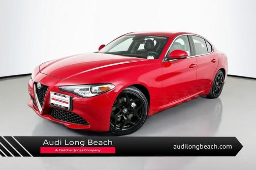 2019 Alfa Romeo Giulia Base