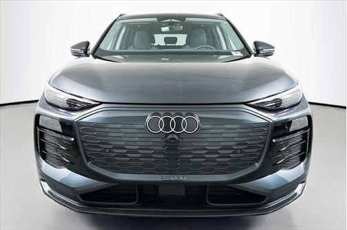 2025 Audi Q6 e-tron Premium Plus