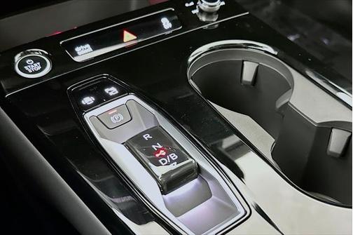 2025 Audi Q6 e-tron Premium Plus