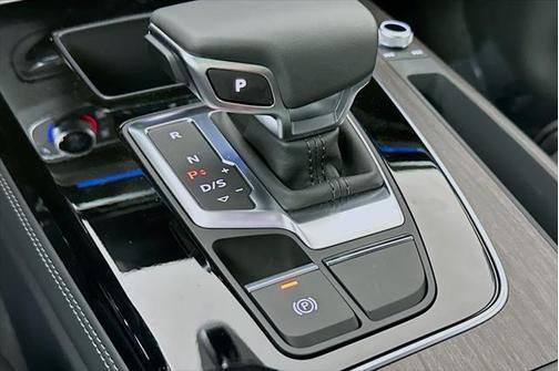 2025 Audi Q5 55 S line Premium Plus
