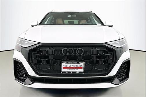 2025 Audi Q8 55 Premium Plus