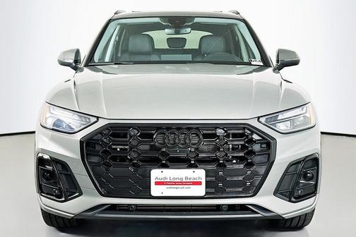 Chronos Gray Metallic 2023 Audi Q5 55 S line Premium Plus