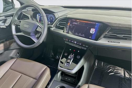 2025 Audi Q4 e-tron Premium Plus 55 quattro
