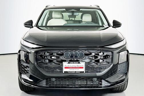 2026 Audi Q3 S line