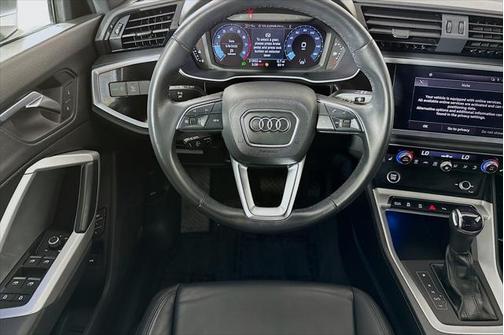 2022 Audi Q3 40 Premium Plus