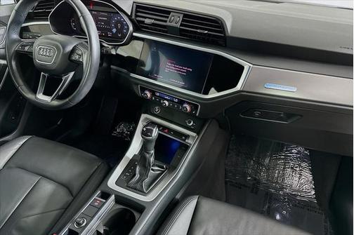 2022 Audi Q3 40 Premium Plus