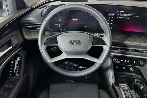 2025 Audi Q5 Premium Plus TFSI quattro S tronic
