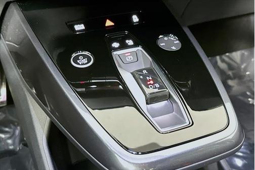 2025 Audi Q4 e-tron Sportback Premium Plus 55 quattro