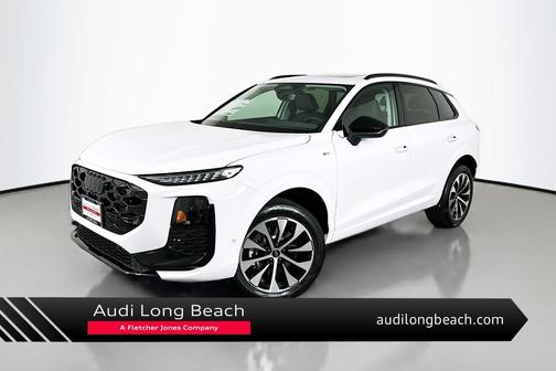 Arkona White 2026 Audi Q3 TFSI quattro S tronic