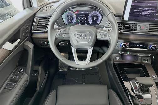 2025 Audi Q5 55 S line Premium Plus