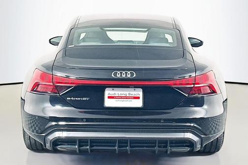 2023 Audi e-tron GT Premium Plus quattro