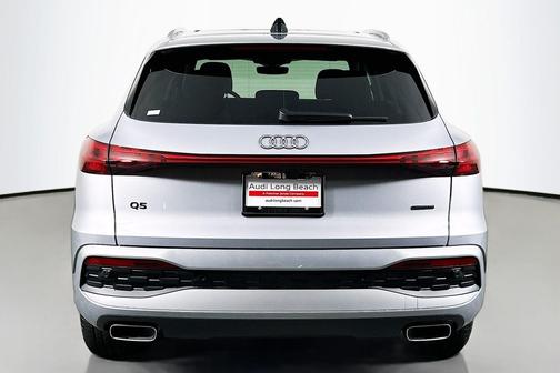 2025 Audi Q5 Premium