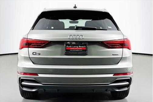 2024 Audi Q3 Premium 45 TFSI S line quattro Tiptronic