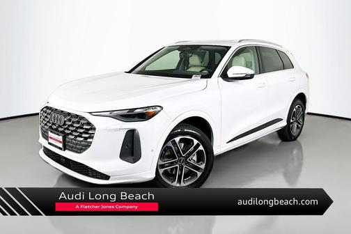 Glacier White Metallic 2026 Audi Q5 Premium TFSI quattro S tronic