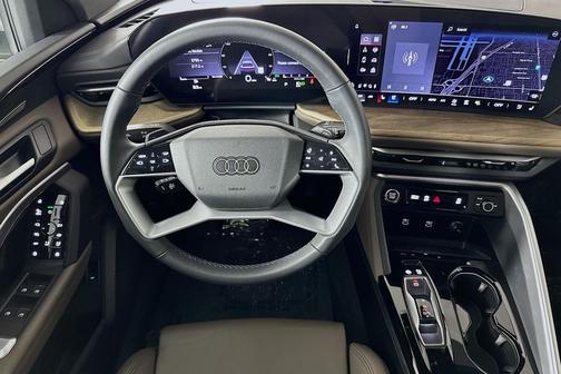 2025 Audi Q5 Premium Plus TFSI quattro S tronic