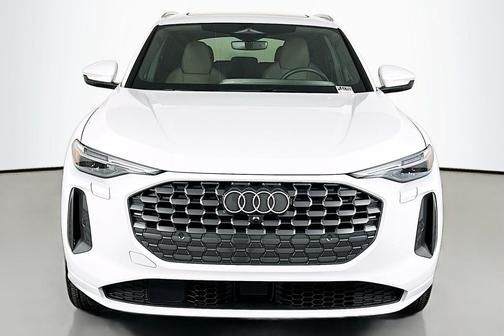 2025 Audi Q5 Premium Plus TFSI quattro S tronic