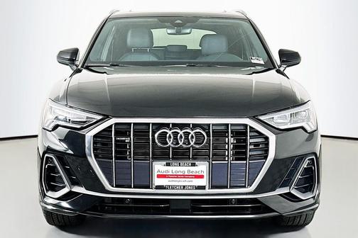2023 Audi Q3 Premium 45 TFSI S line quattro Tiptronic