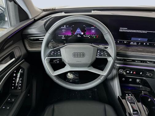 Mythos Black Metallic 2025 Audi Q5 Premium Plus TFSI quattro S tronic
