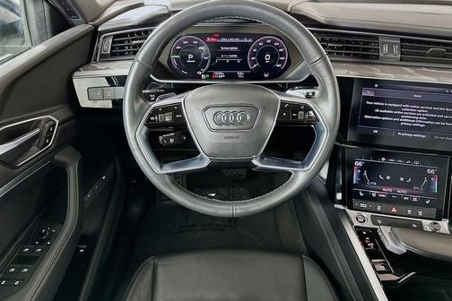 2023 Audi e-tron Premium quattro