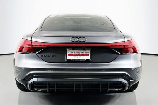 2023 Audi e-tron GT Premium Plus quattro