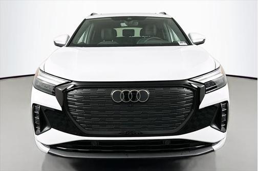 2025 Audi Q4 e-tron Premium 45 RWD