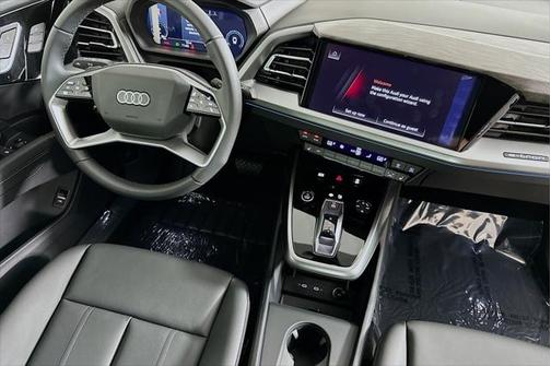 2025 Audi Q4 e-tron Premium Plus 55 quattro