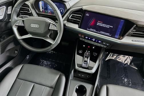 2025 Audi Q4 e-tron Premium Plus 55 quattro