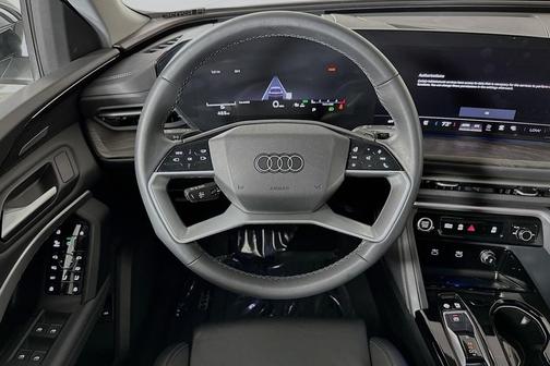 Mythos Black Metallic 2025 Audi Q5 Prestige TFSI quattro S tronic
