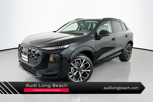 Mythos Black Metallic 2026 Audi Q3 TFSI quattro S tronic