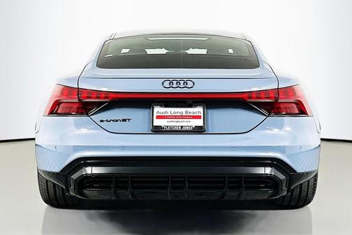 Kemora Gray Metallic 2023 Audi e-tron GT Premium Plus quattro