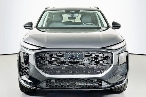2026 Audi Q3 S line