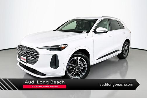 Glacier White Metallic 2026 Audi Q5 Premium Plus TFSI quattro S tronic