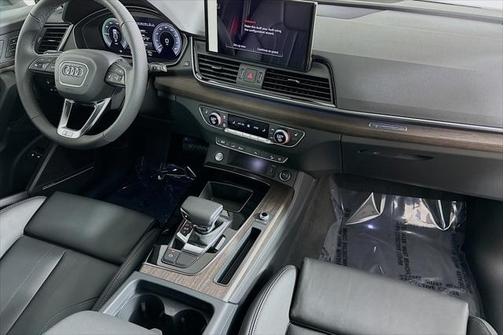 2025 Audi Q5 55 S line Premium Plus