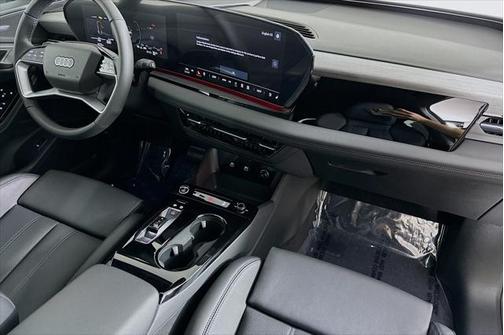 2025 Audi Q6 e-tron Premium Plus quattro