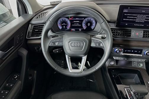 Ibis White 2022 Audi Q5 45 S line Premium Plus