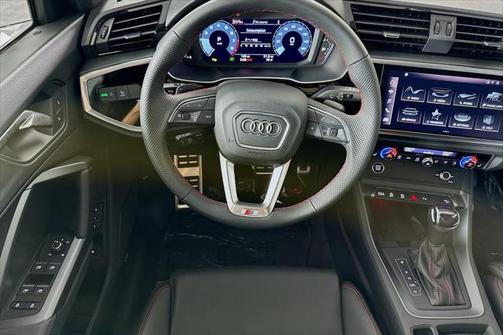 2025 Audi Q3 45 S line Premium Plus