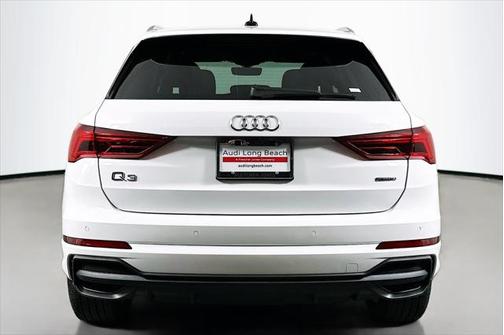2024 Audi Q3 Premium 45 TFSI S line quattro Tiptronic