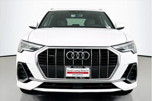 2024 Audi Q3 Premium 45 TFSI S line quattro Tiptronic