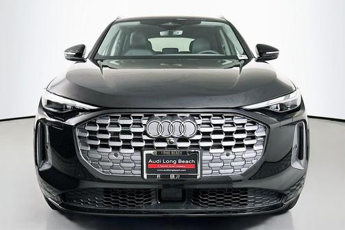 2025 Audi Q5 Premium