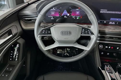 2025 Audi Q5 Premium