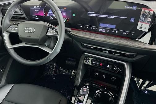 2025 Audi Q5 Premium