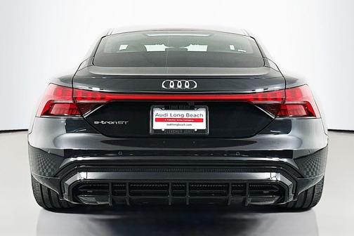 Mythos Black Metallic 2023 Audi e-tron GT Premium Plus quattro