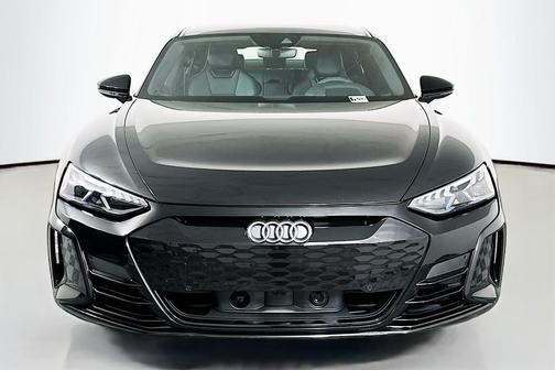 Mythos Black Metallic 2023 Audi e-tron GT Premium Plus quattro