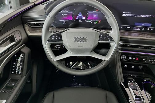 2025 Audi Q5 Premium