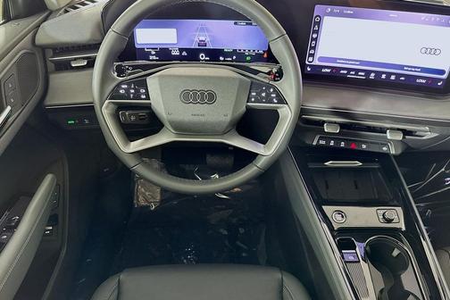 Mythos Black Metallic 2026 Audi Q3 TFSI quattro S tronic