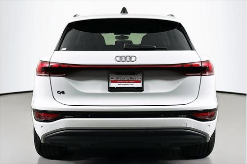 2025 Audi Q6 e-tron Premium Plus quattro