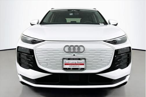 2025 Audi Q6 e-tron Premium Plus quattro