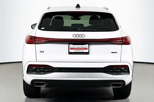 2025 Audi Q5 Premium TFSI quattro S tronic