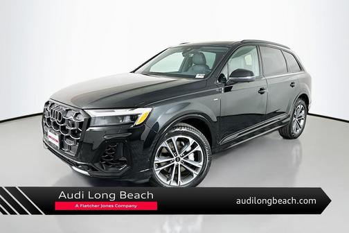 Mythos Black Metallic 2026 Audi Q7 55 Premium
